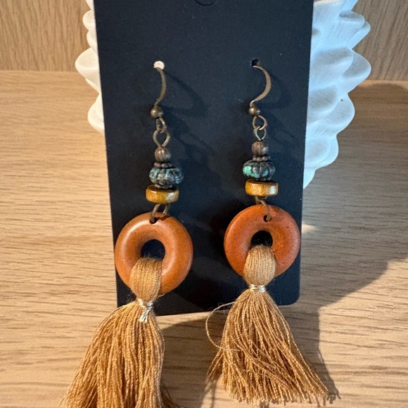 Brown Elegant Earrings - Picture 1 of 1